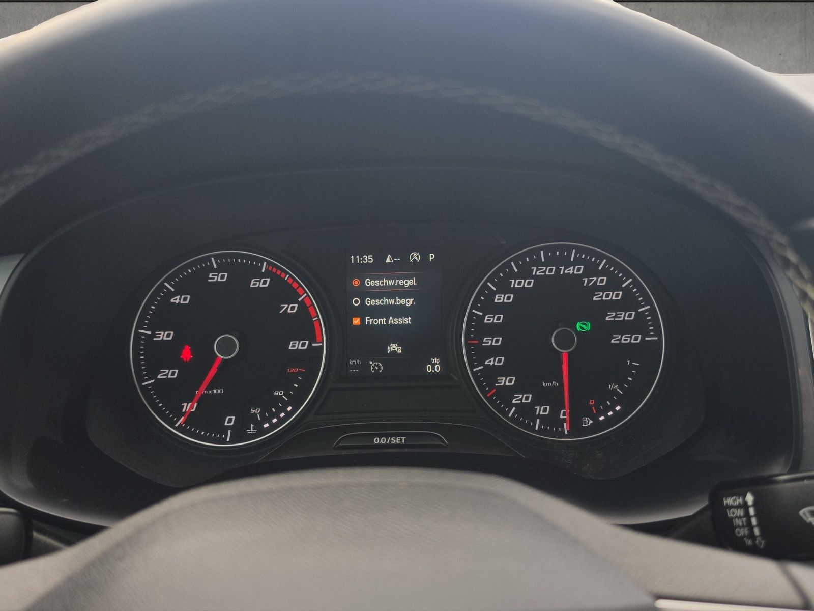 Fahrzeugabbildung SEAT Ateca 1.5 TSI Style AHK VORB. BEATS NAVI PDC