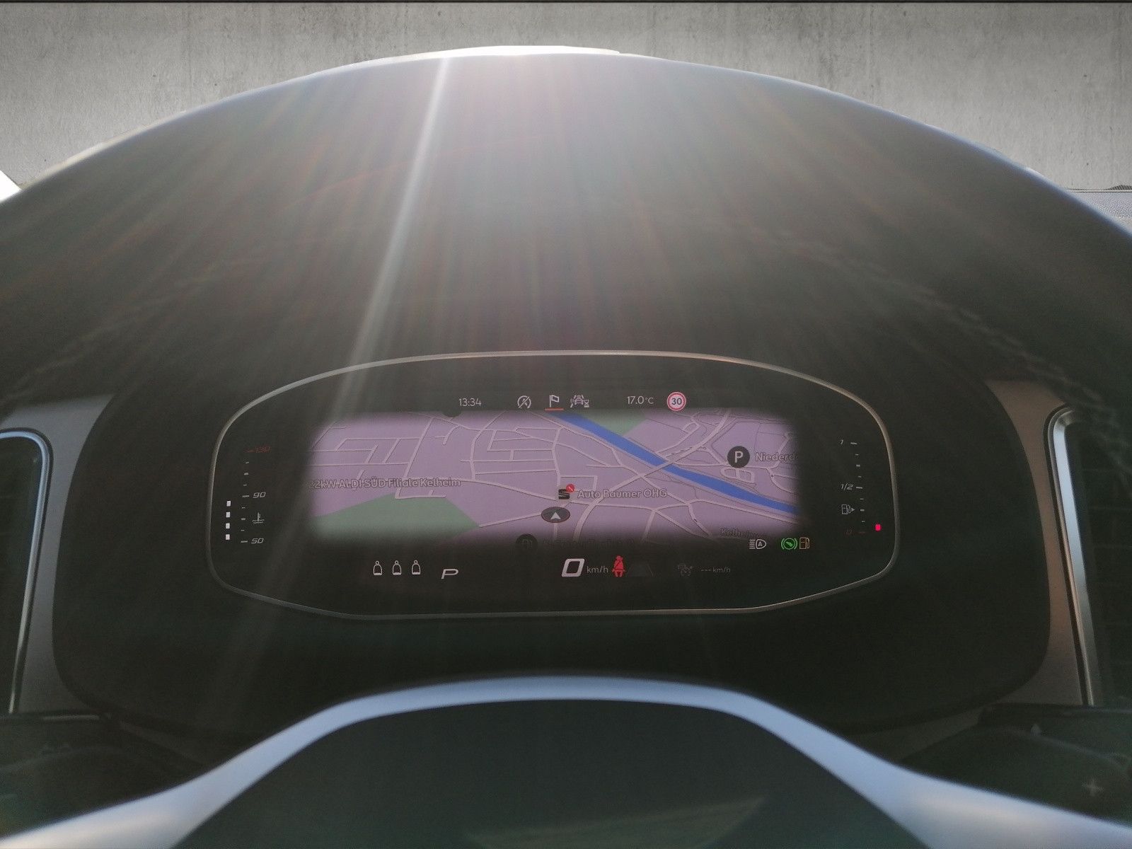 Fahrzeugabbildung SEAT Ateca 1.5 TSI Xperience DSG AHK FAP XL elHK