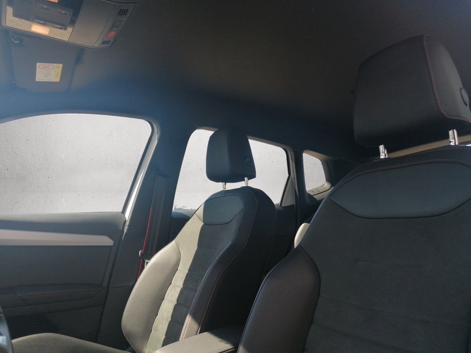 Fahrzeugabbildung SEAT Arona FR 1.0 TSI DSG AHK Dinamica Side Assist XL