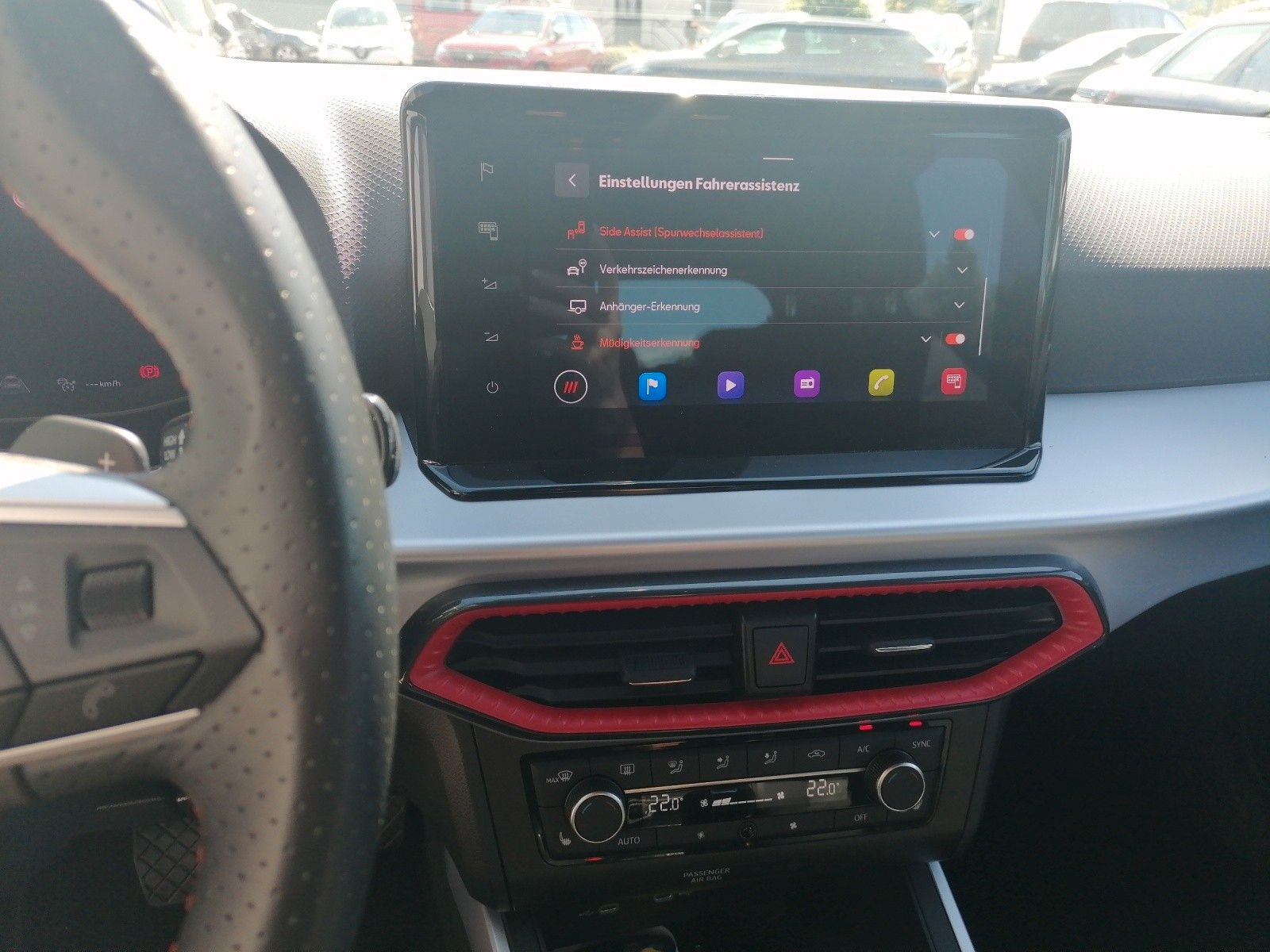 Fahrzeugabbildung SEAT Arona FR 1.0 TSI DSG AHK Dinamica Side Assist XL
