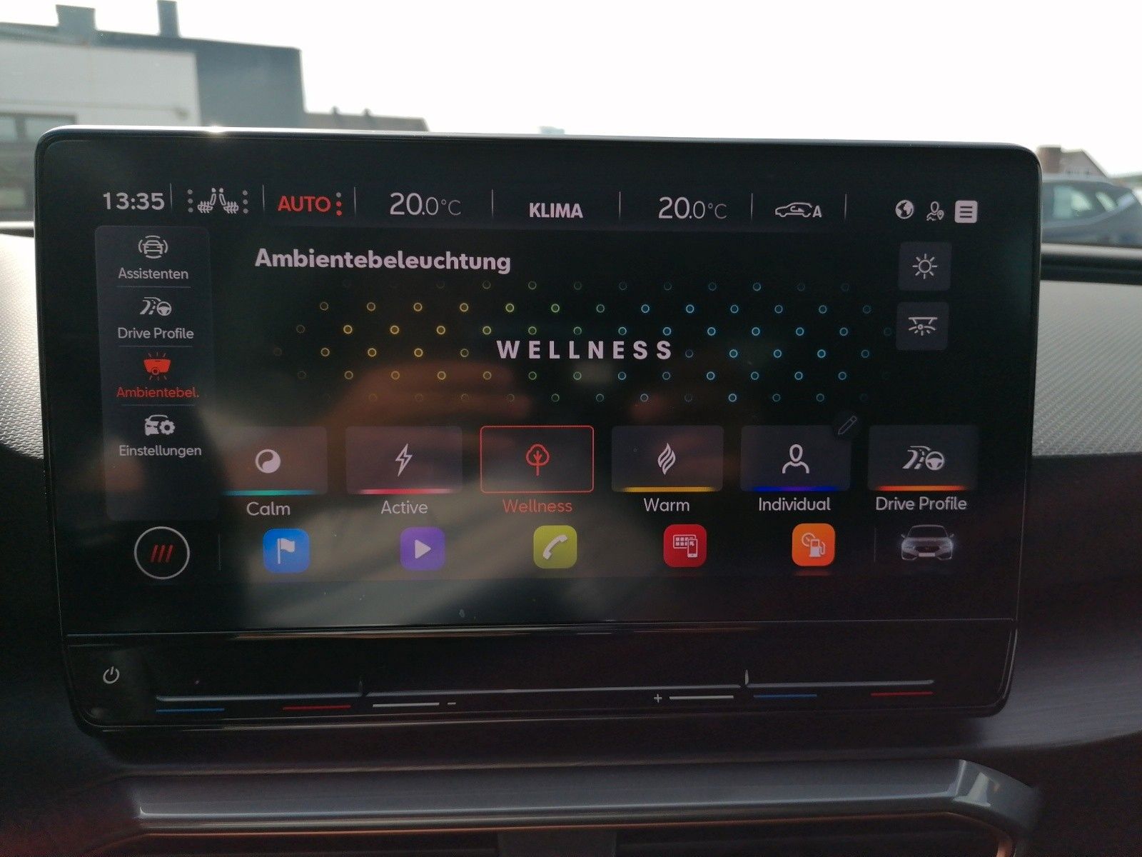 Fahrzeugabbildung CUPRA Leon 1.5 TSI DSG XL DCC MATRIX