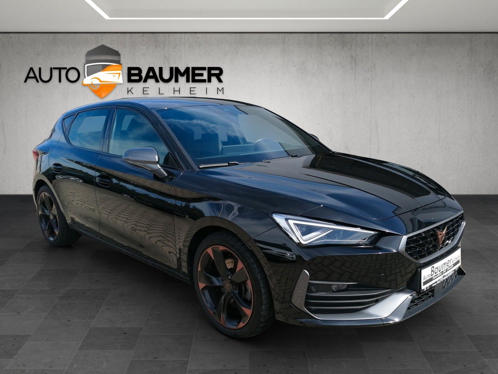 Fahrzeugabbildung CUPRA Leon 1.5 TSI DSG XL DCC MATRIX