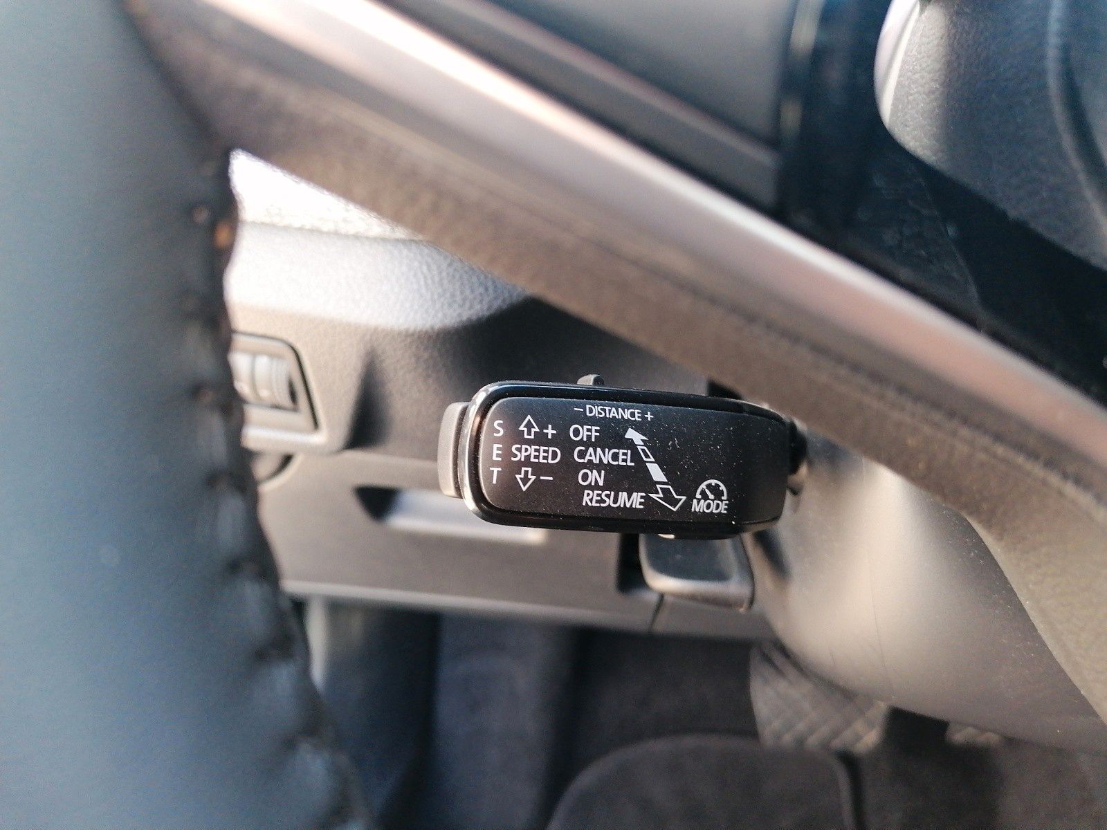 Fahrzeugabbildung SKODA Kamiq 1.5 Selection DSG FAP Plus Kessy bhz Front