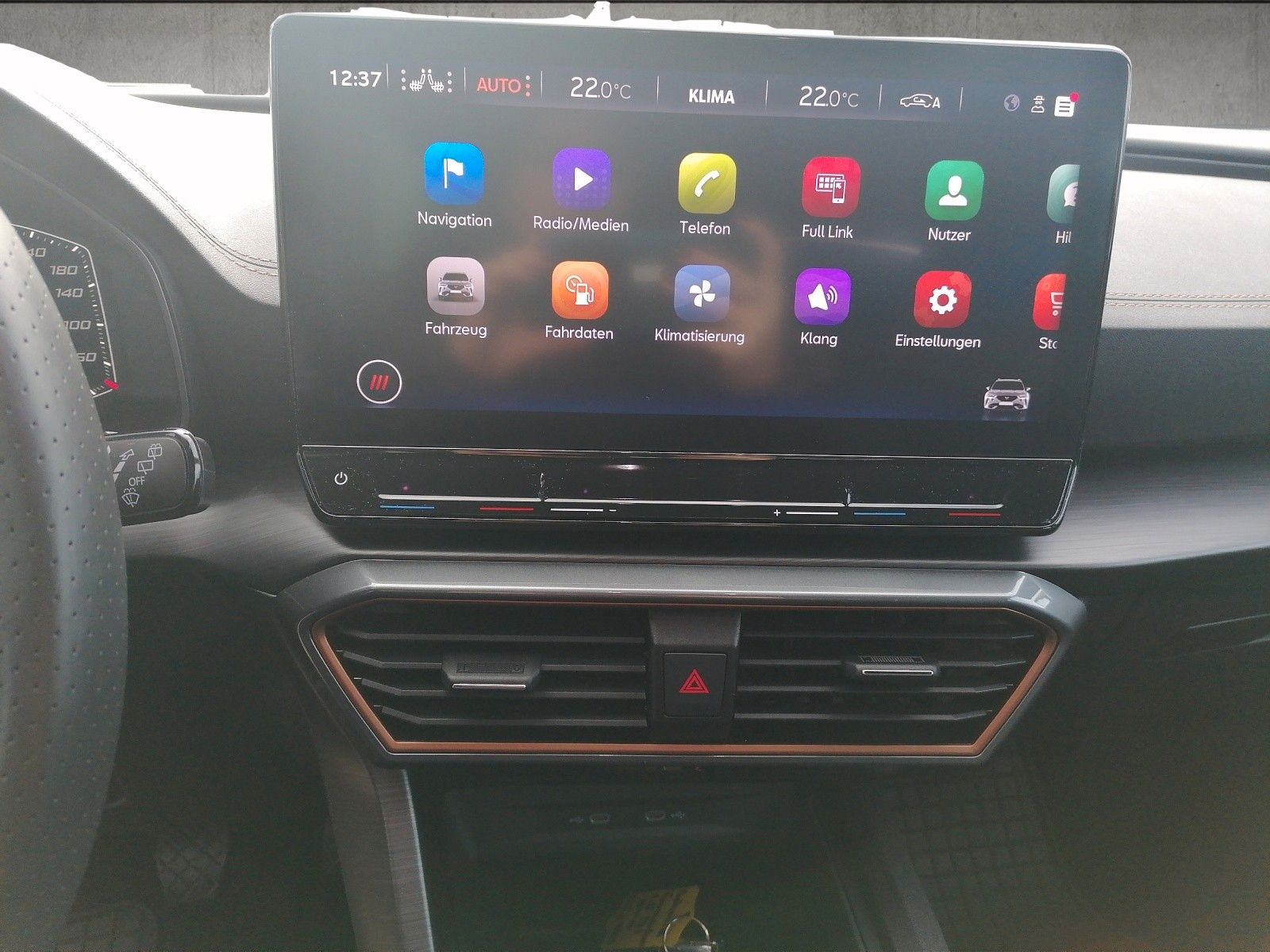 Fahrzeugabbildung CUPRA Formentor 1.5 TSI GAR 3/28 AHK elHK DCC FAP L