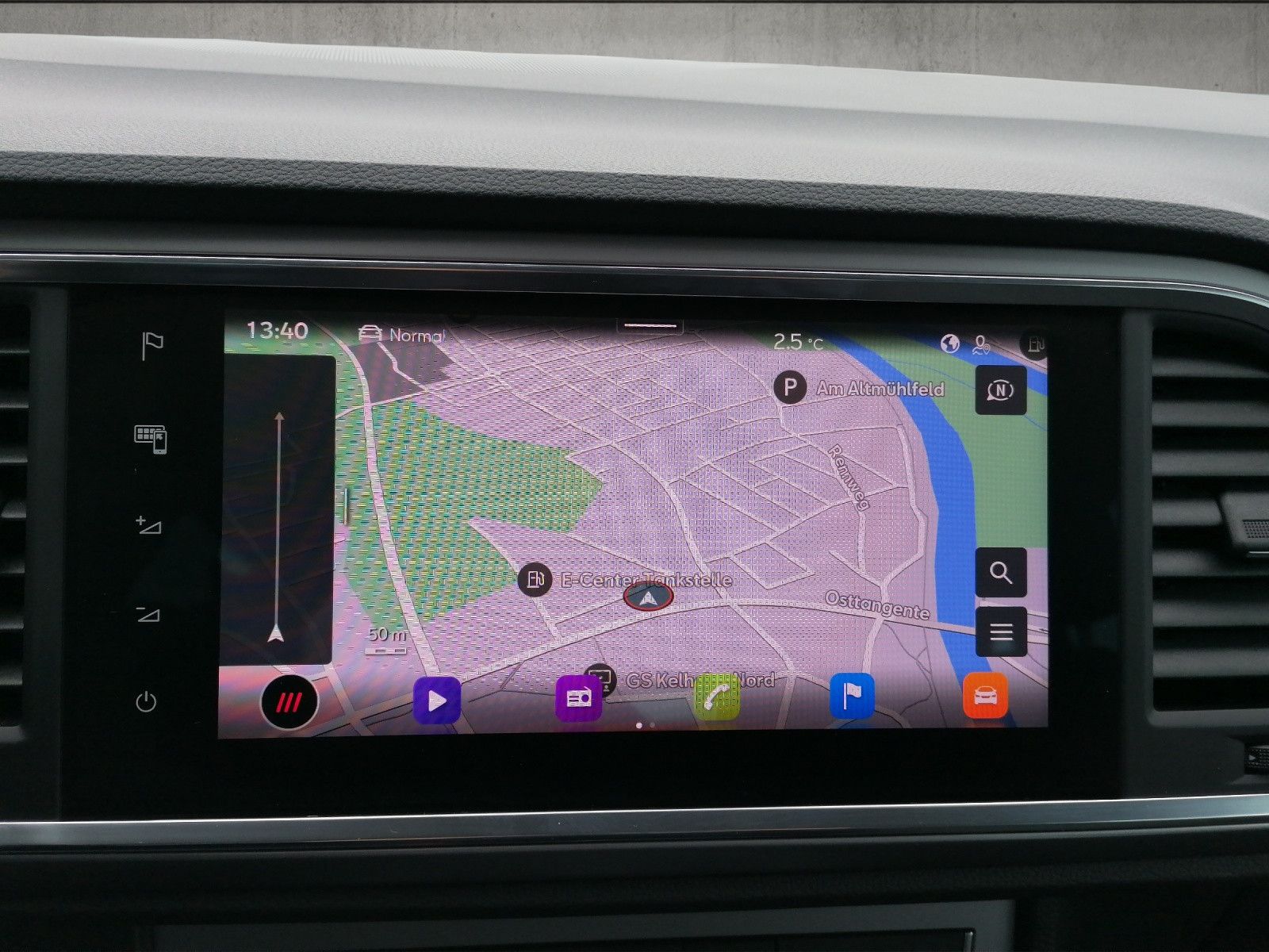 Fahrzeugabbildung SEAT Ateca 1.5 TSI FR elHK VC ALCANTARA