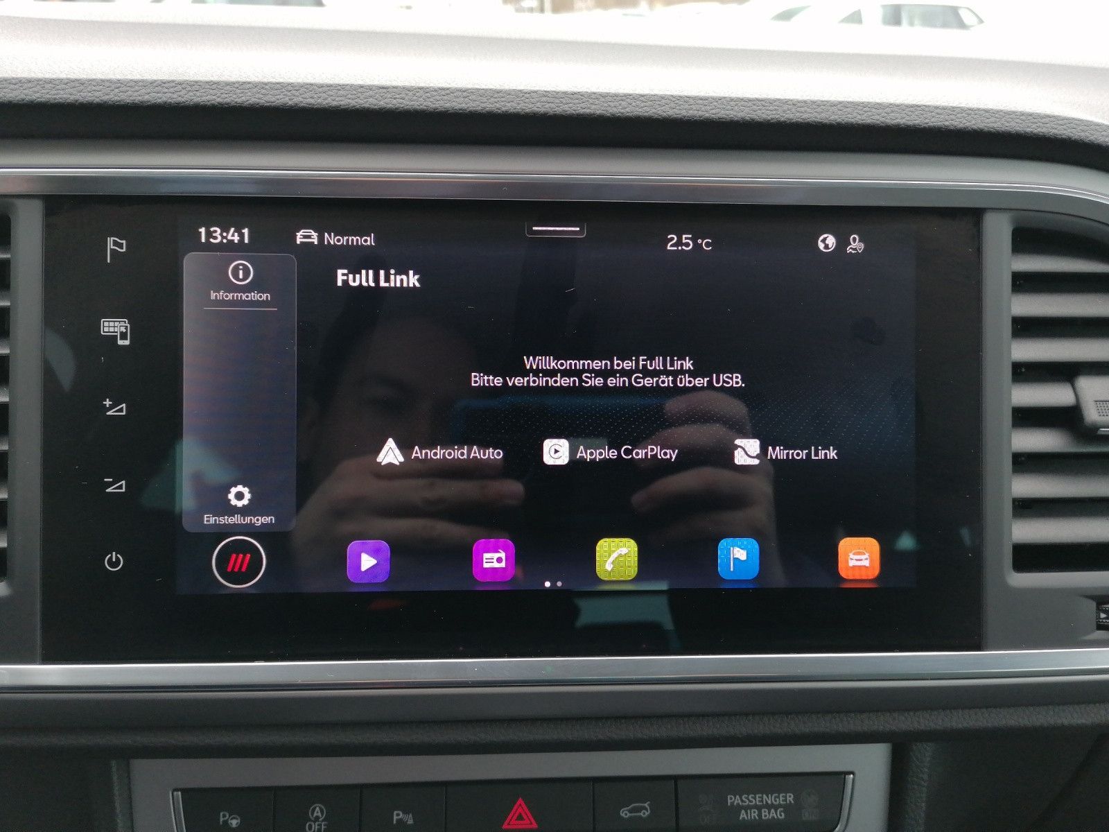 Fahrzeugabbildung SEAT Ateca 1.5 TSI FR elHK VC ALCANTARA