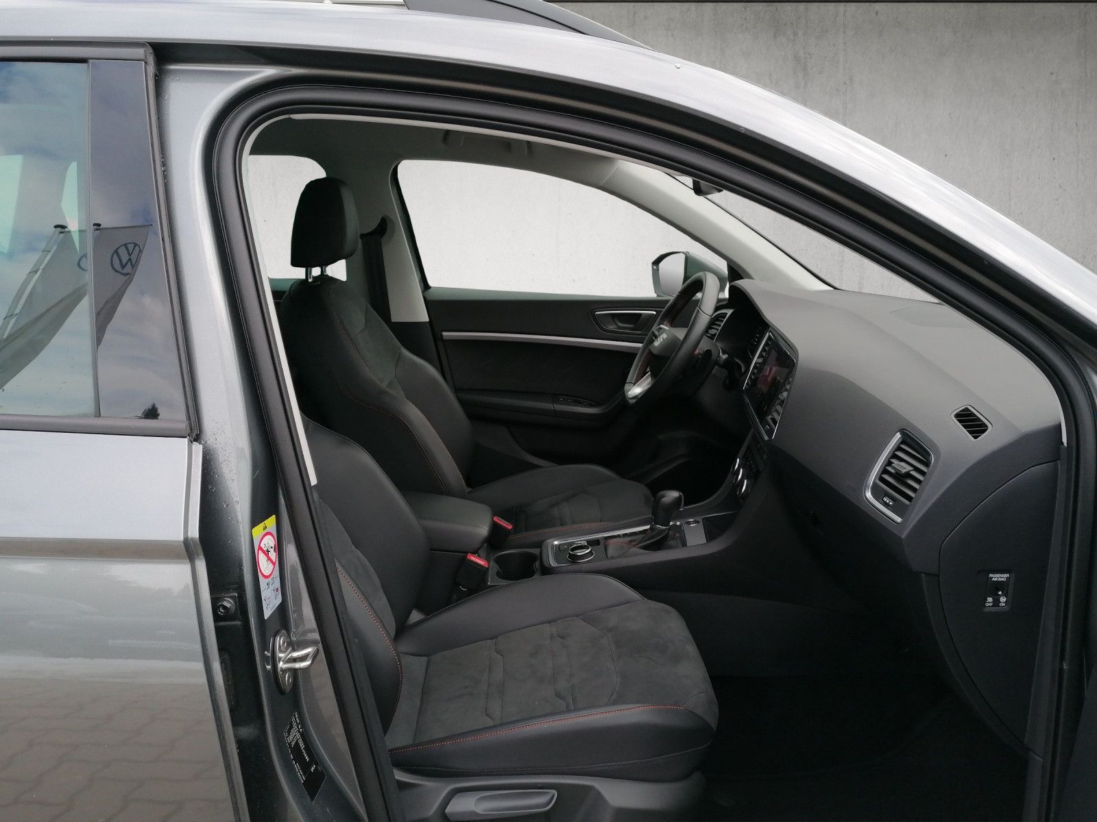 Fahrzeugabbildung SEAT Ateca 1.5 TSI FR elHK VC ALCANTARA