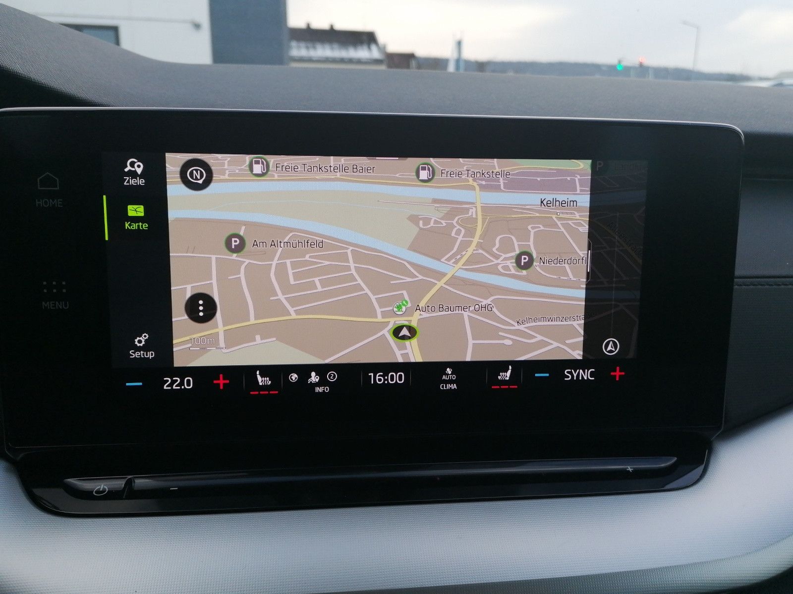 Fahrzeugabbildung SKODA Octavia Combi iV AHK beh Front 18 Zoll GAR 11/28