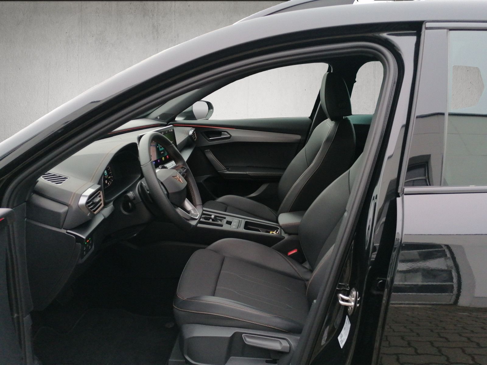 Fahrzeugabbildung CUPRA Formentor 1.5 TSI DSG 5J Gar 360 elekt Heck BEAT