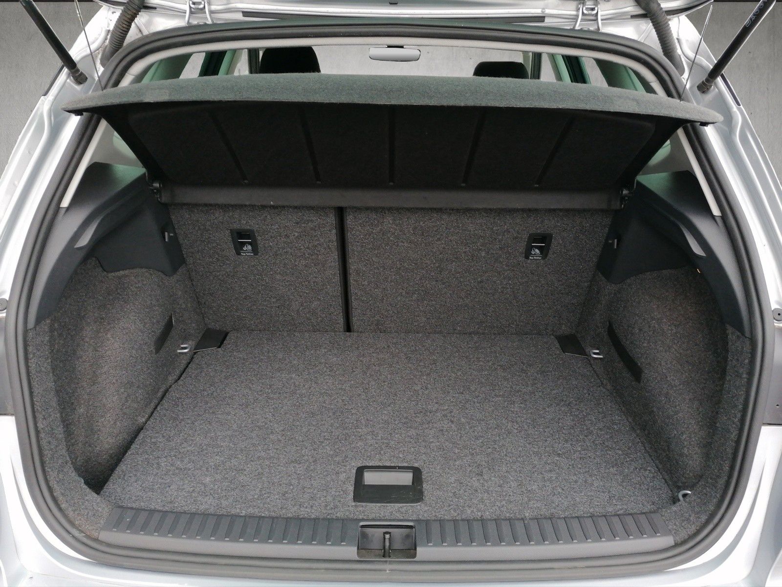 Fahrzeugabbildung SEAT Arona 1.0 TSI Style DSG ACC NAVI KAMERA GJR