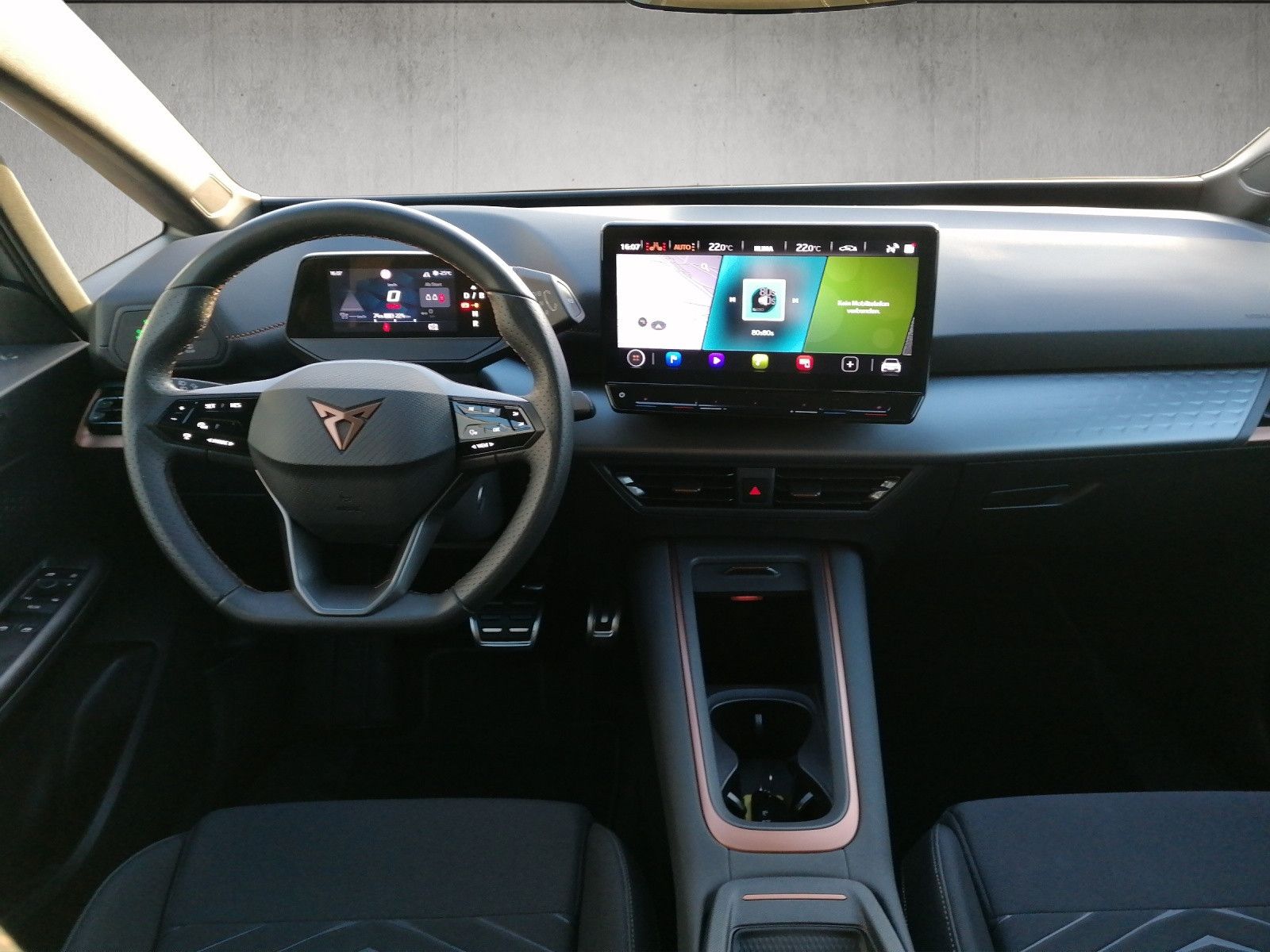 Fahrzeugabbildung CUPRA Born 62kWh 204PS GJR ACC 360GRAD