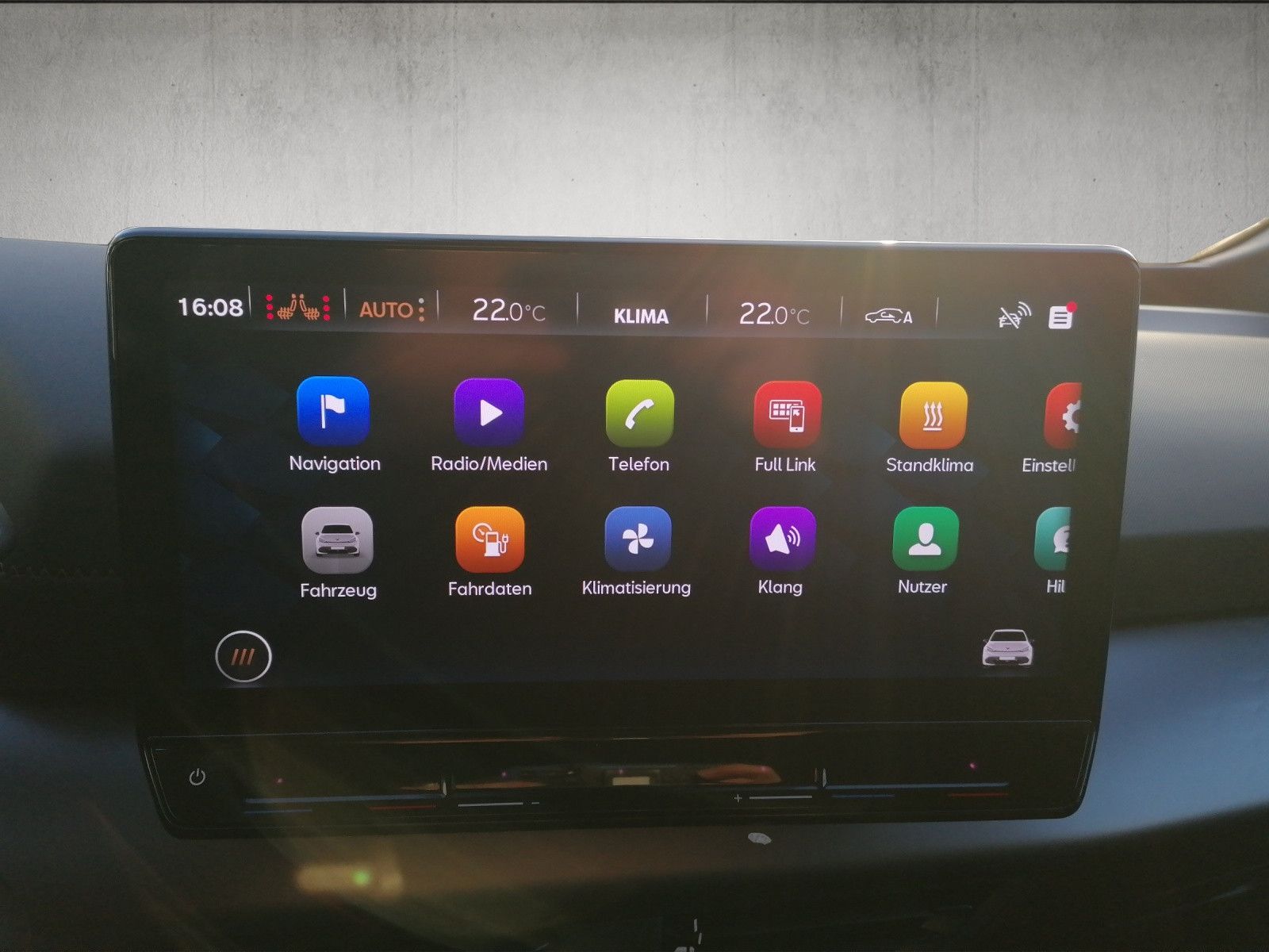 Fahrzeugabbildung CUPRA Born 62kWh 204PS GJR ACC 360GRAD