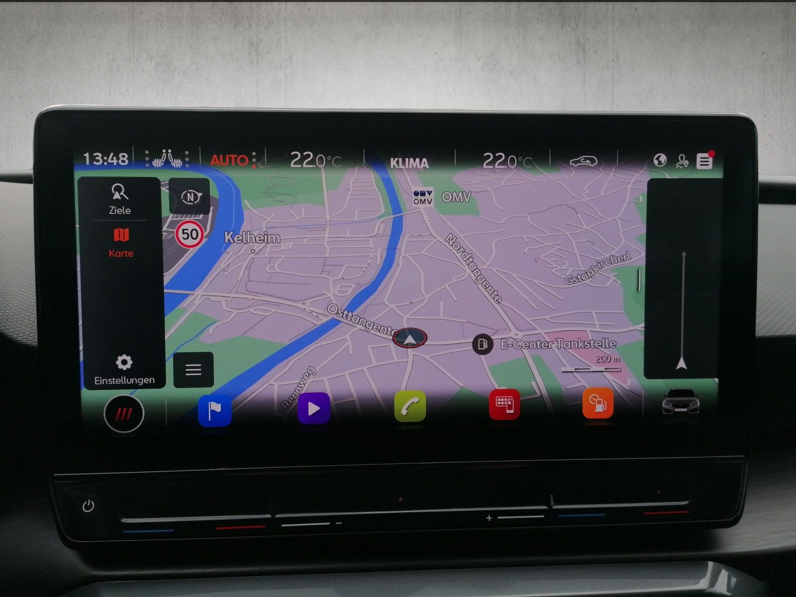 Fahrzeugabbildung CUPRA Leon Sportstourer 1.5 TSI DSG AHK ACC BEATS