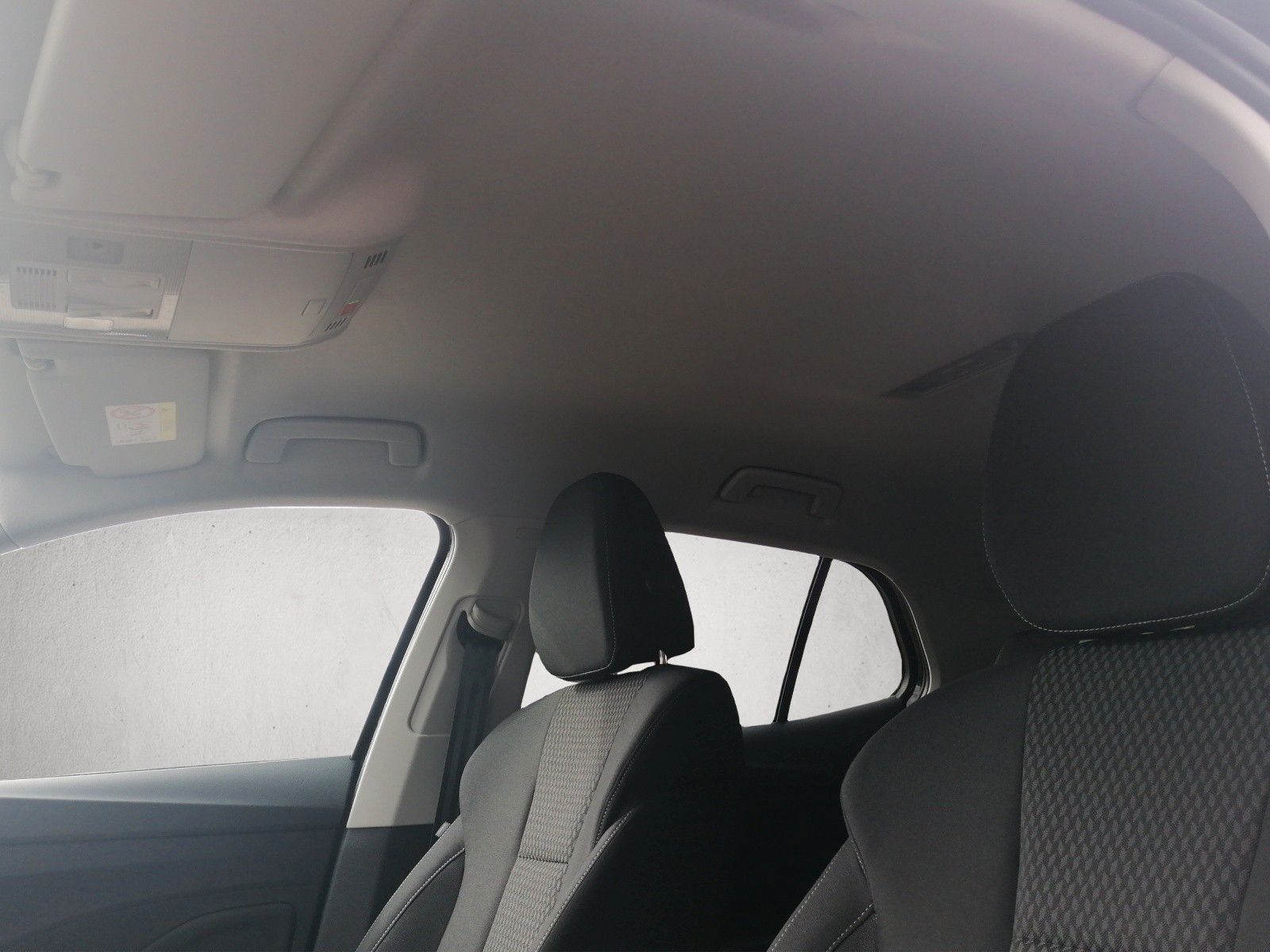 Fahrzeugabbildung SKODA Fabia 1.0 TSI DSG Tour AHK ACC NAVI KAMERA