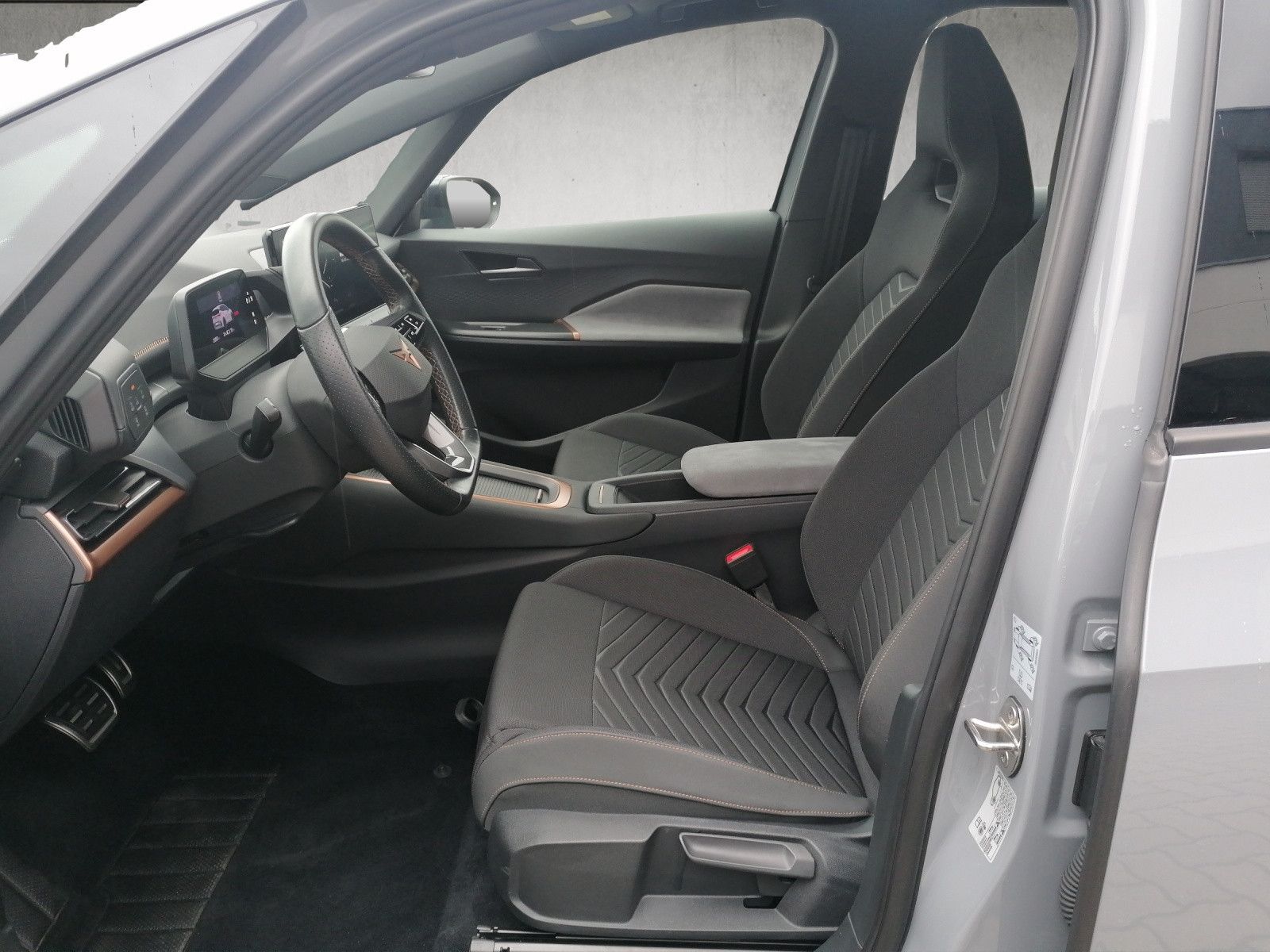 Fahrzeugabbildung CUPRA Born 204PS 62kWh TECH M PILOT M BELOW VAPOR GREY