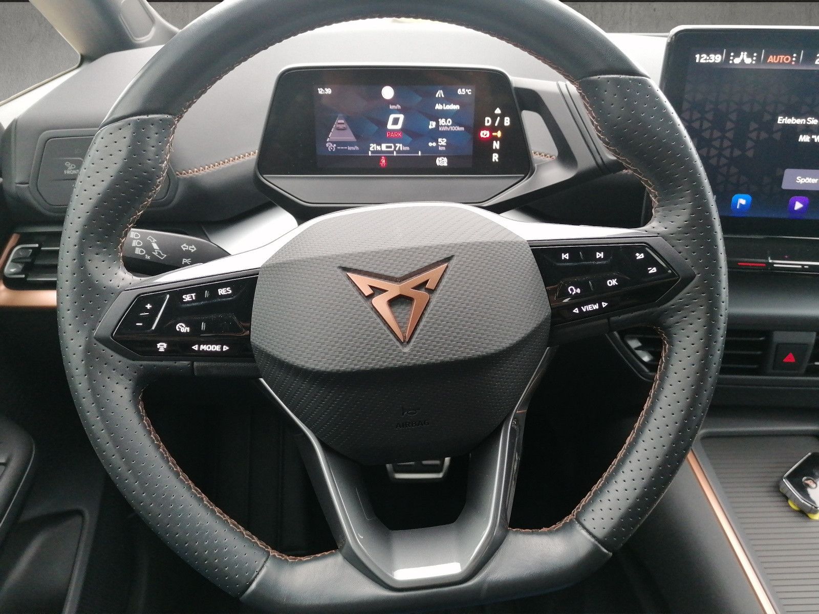 Fahrzeugabbildung CUPRA Born 204PS 62kWh TECH M PILOT M BELOW VAPOR GREY