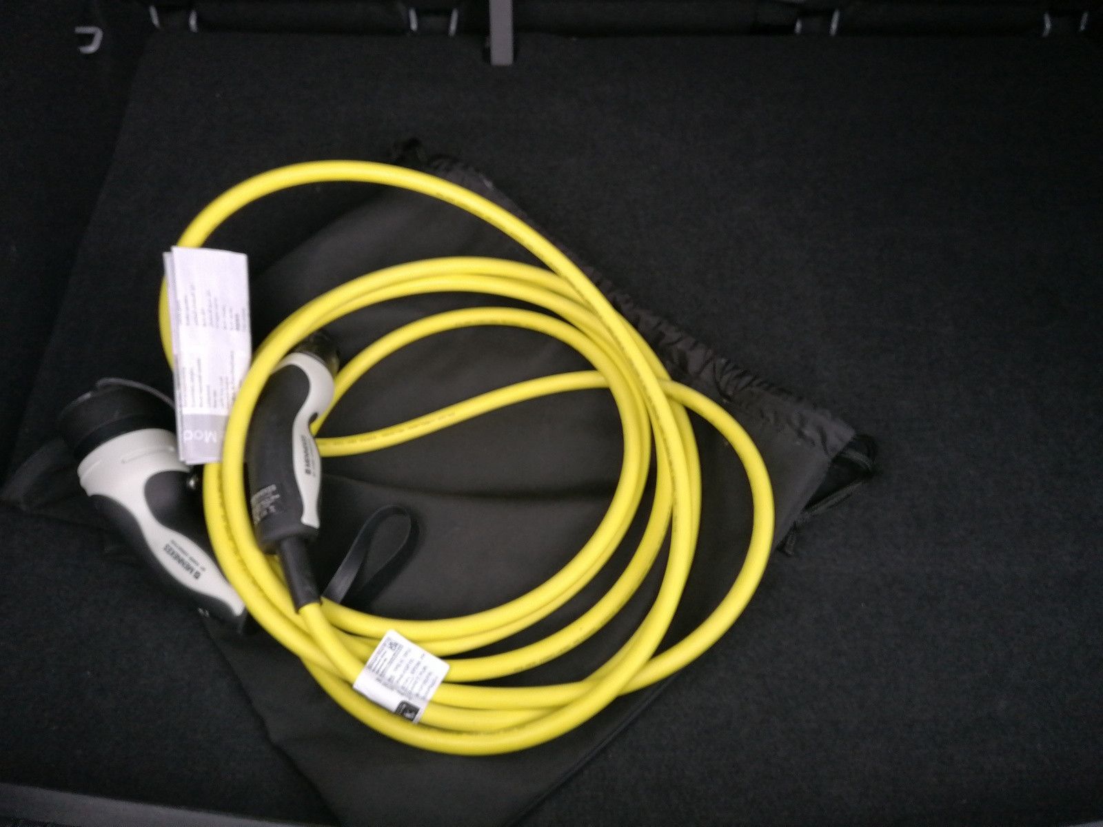 Fahrzeugabbildung CUPRA Born 204PS 62kWh TECH M PILOT M BELOW VAPOR GREY