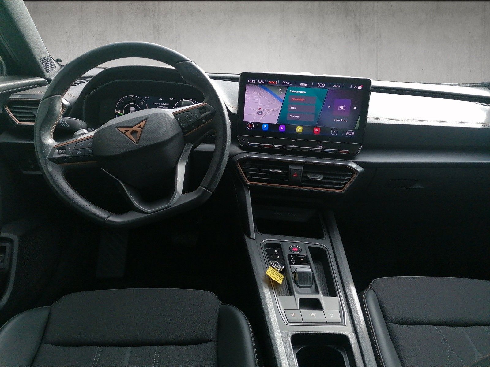 Fahrzeugabbildung CUPRA Formentor 1.4 e-Hybrid DSG AHK SMART AMB elHK