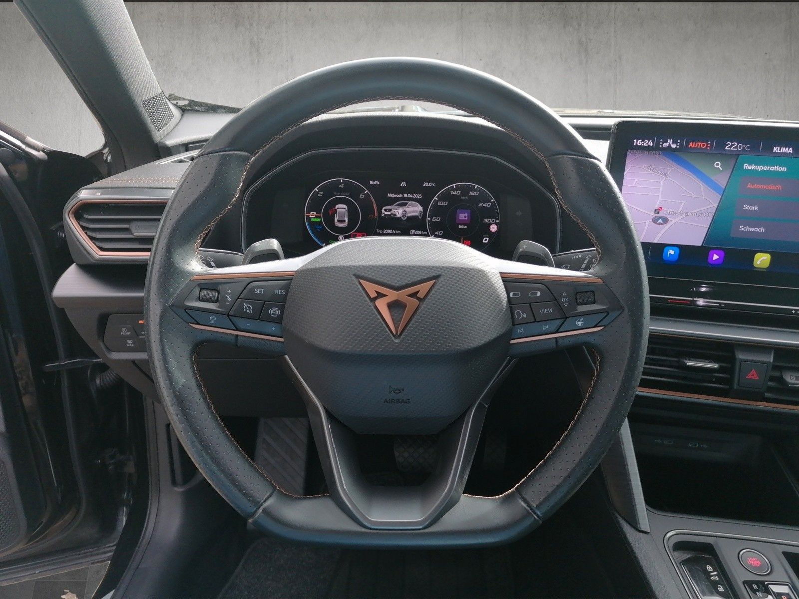 Fahrzeugabbildung CUPRA Formentor 1.4 e-Hybrid DSG AHK SMART AMB elHK