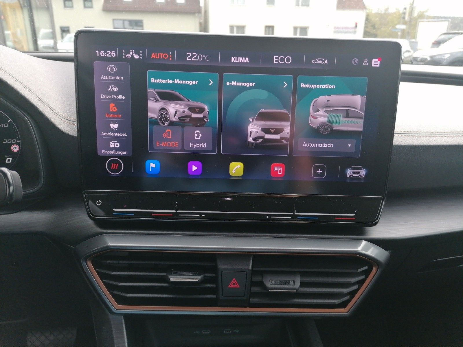 Fahrzeugabbildung CUPRA Formentor 1.4 e-Hybrid DSG AHK SMART AMB elHK