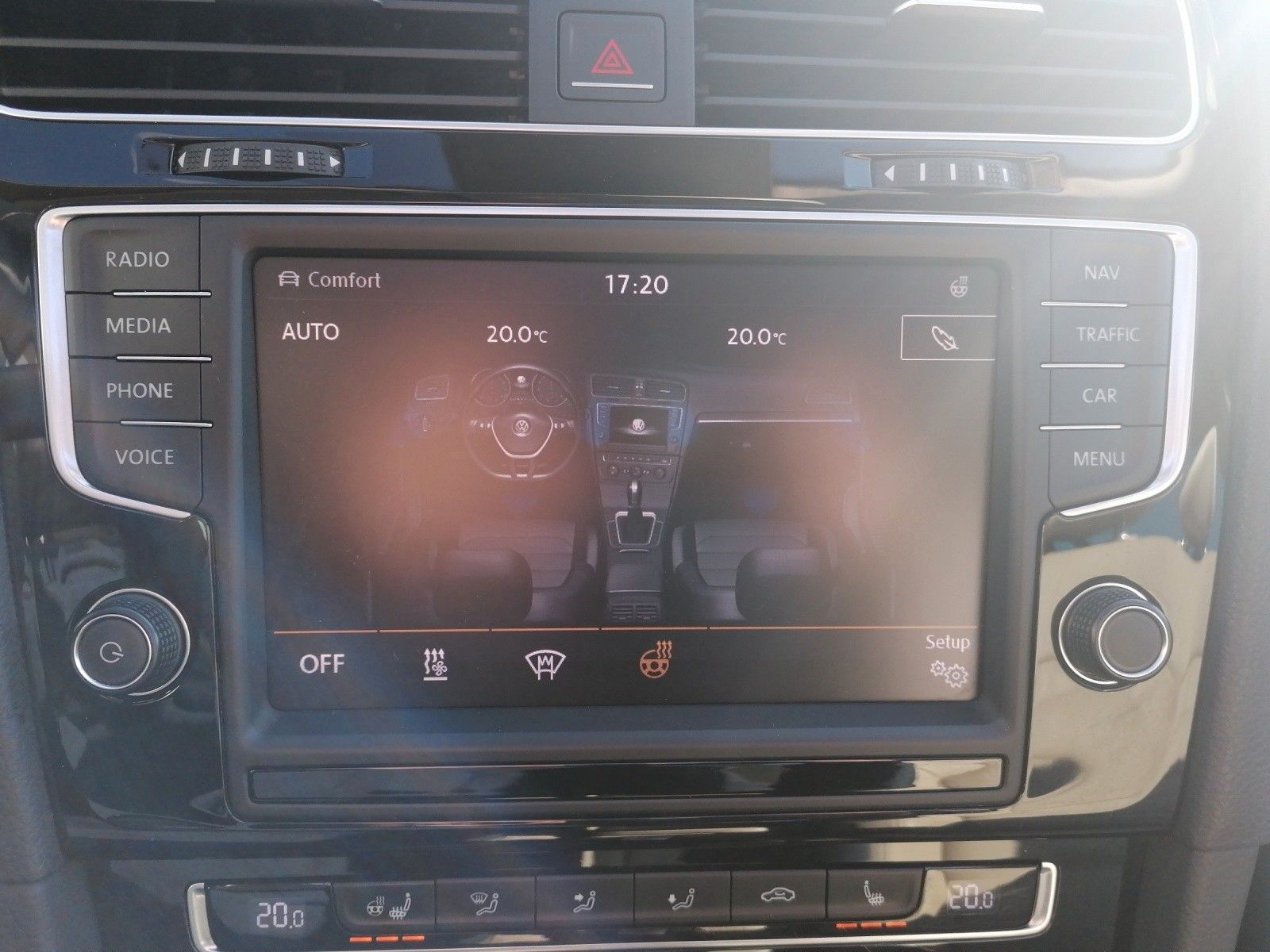 Fahrzeugabbildung Volkswagen Golf VII 1.4 TSI Highline R-Line DSG