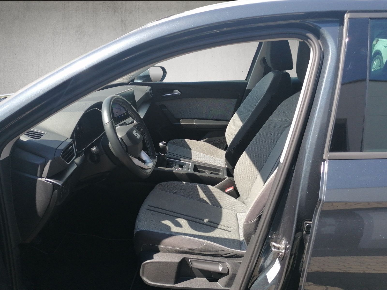 Fahrzeugabbildung SEAT Leon 1.5 TSI Style FAP M NAVI KAM KESSY VC NAVI