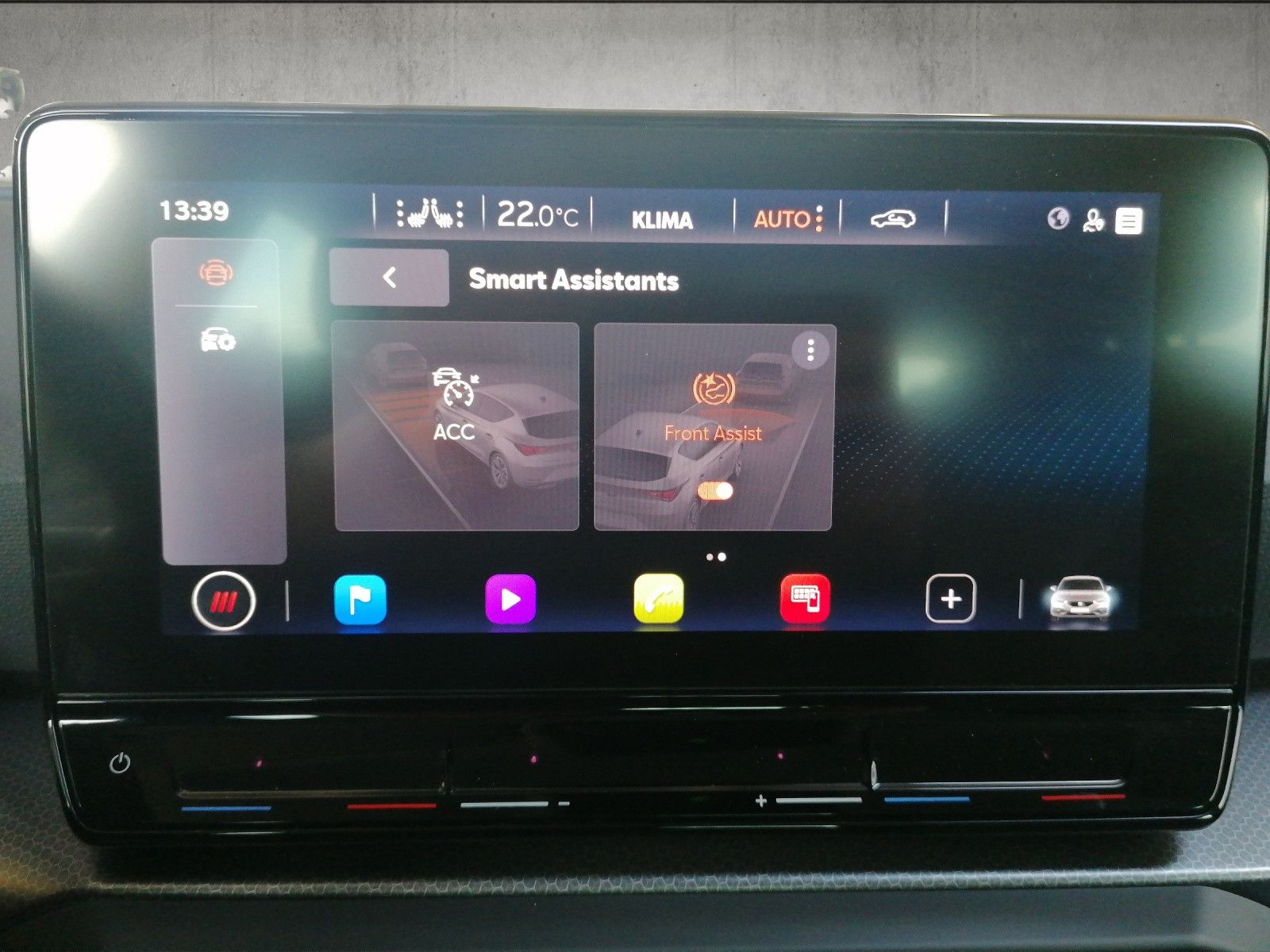 Fahrzeugabbildung SEAT Leon 1.5 TSI Style FAP M NAVI KAM KESSY VC NAVI