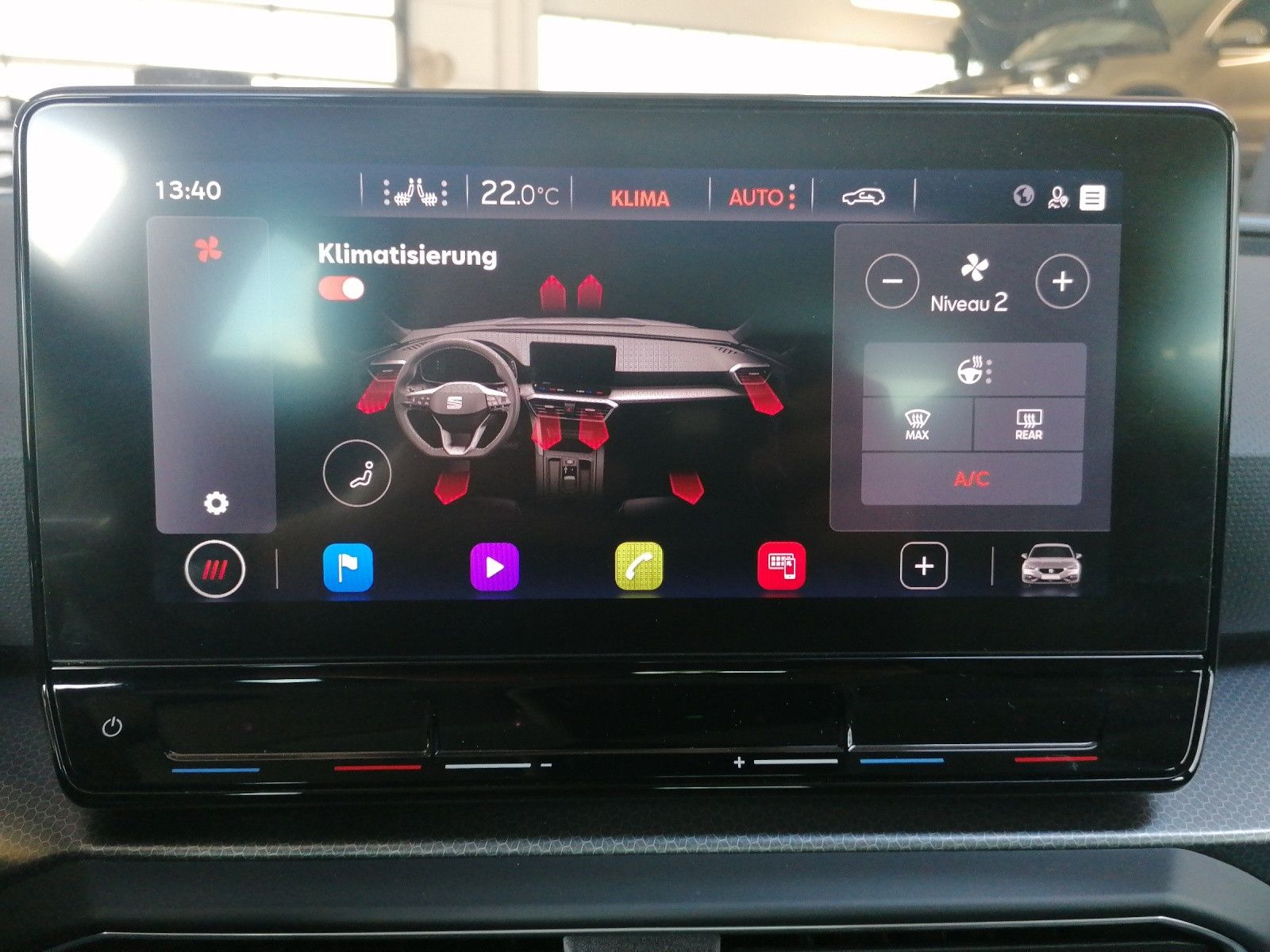 Fahrzeugabbildung SEAT Leon 1.5 TSI Style FAP M NAVI KAM KESSY VC NAVI