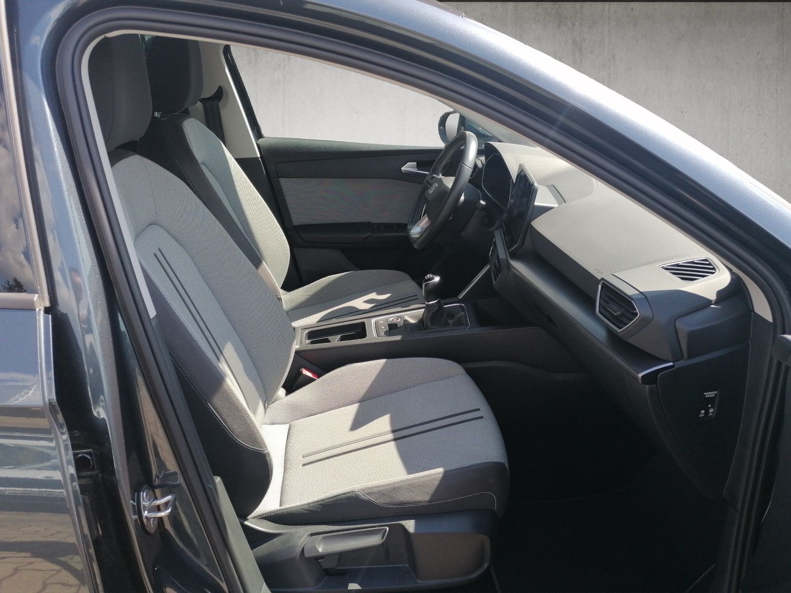 Fahrzeugabbildung SEAT Leon 1.5 TSI Style FAP M NAVI KAM KESSY VC NAVI