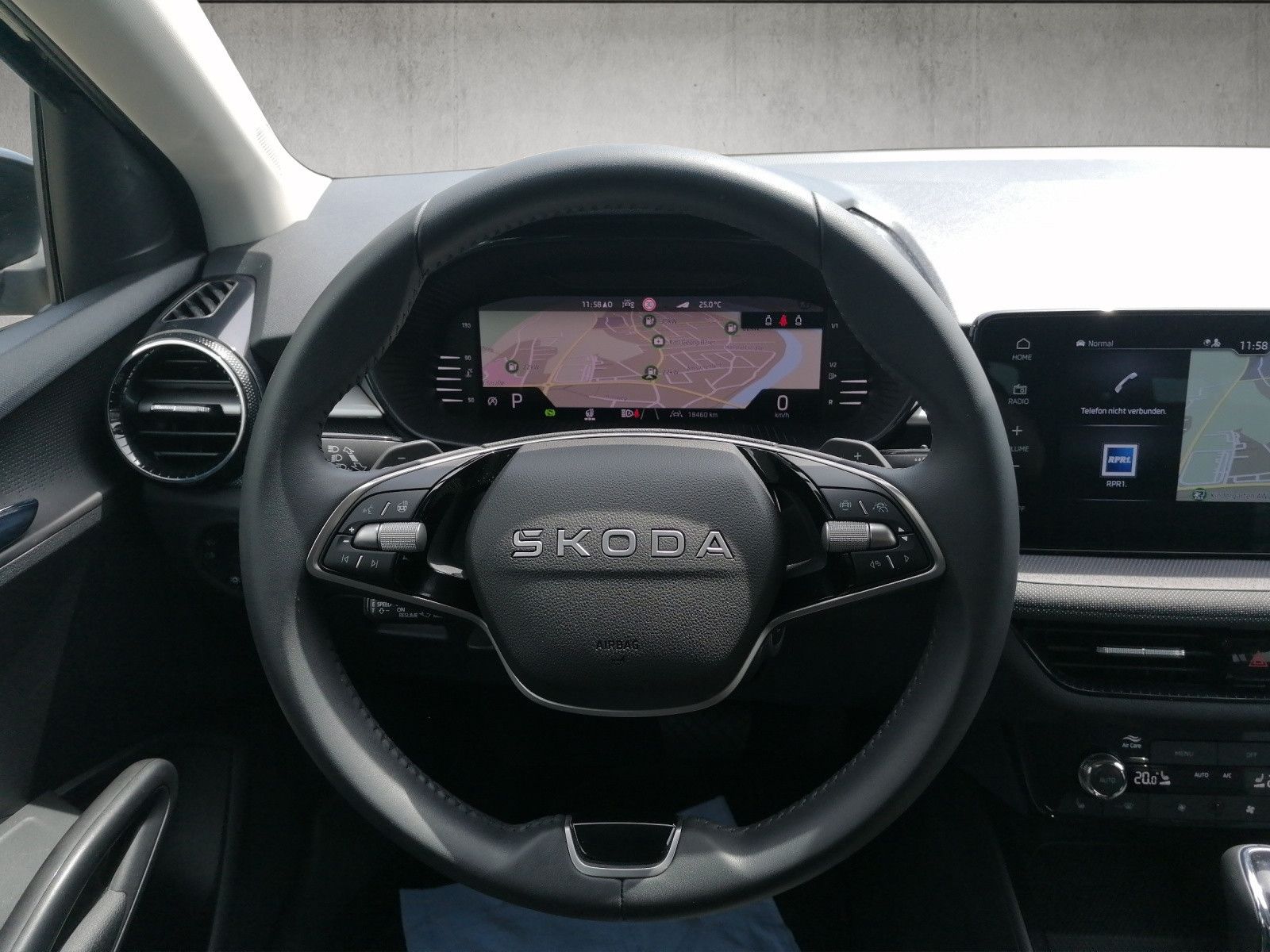 Fahrzeugabbildung SKODA Fabia 1.5 TSI Tour DSG NAVI PDC KAM KESSY ACC