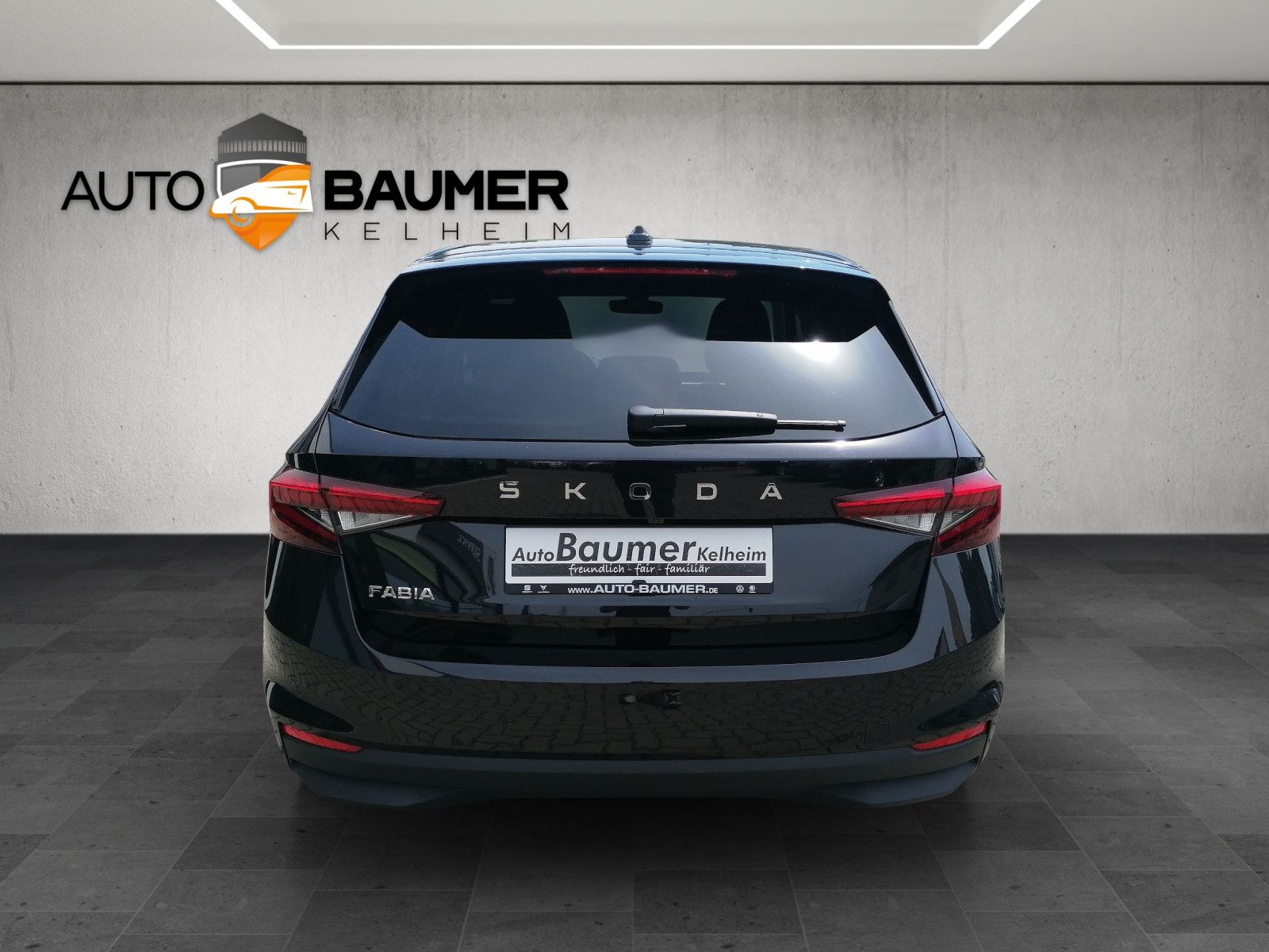 Fahrzeugabbildung SKODA Fabia 1.5 TSI Tour DSG NAVI PDC KAM KESSY ACC