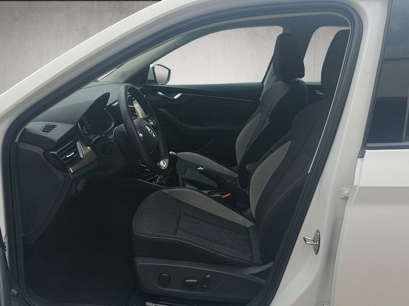 Fahrzeugabbildung SKODA Kamiq 1.5 TSI Style AHK Smart Link Kamera