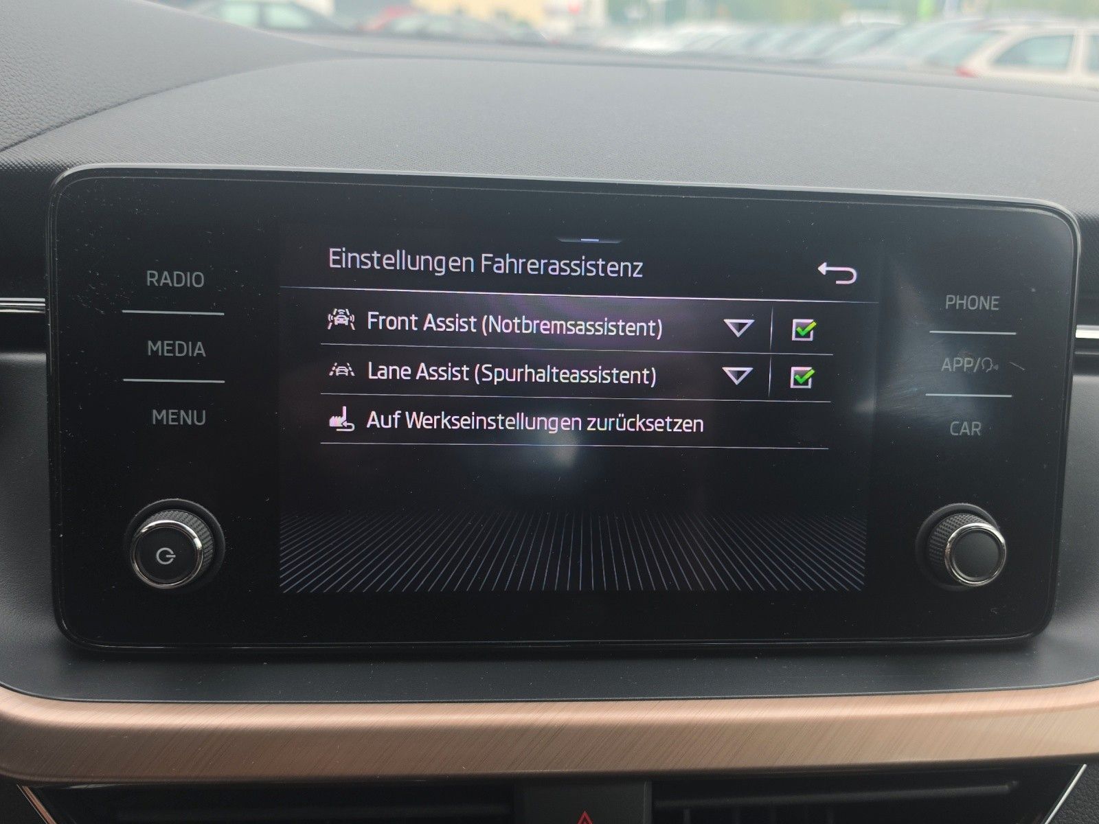 Fahrzeugabbildung SKODA Kamiq 1.5 TSI Style AHK Smart Link Kamera