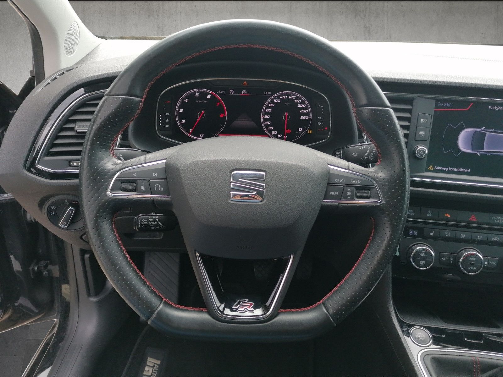 Fahrzeugabbildung SEAT Leon 1.5 TSI FR ACC LED NAVI SHZ KAMERA