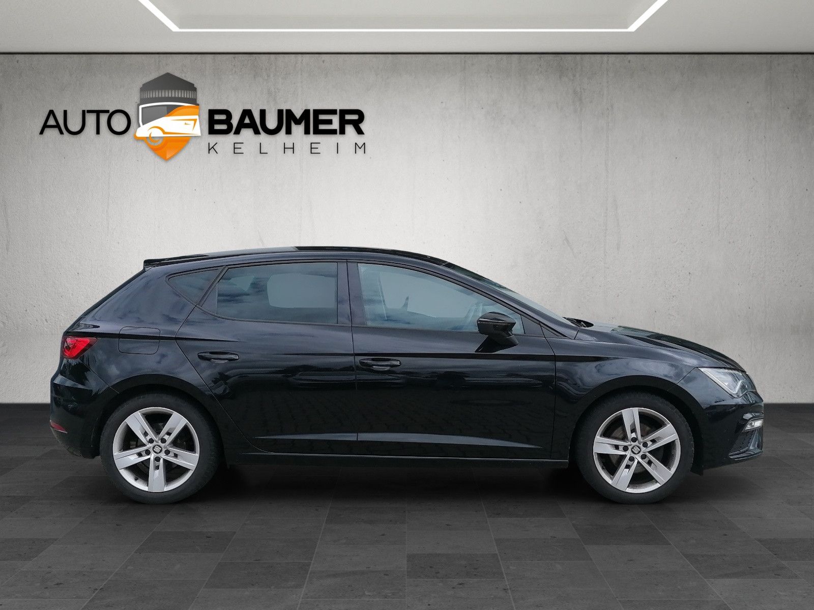 Fahrzeugabbildung SEAT Leon 1.5 TSI FR ACC LED NAVI SHZ KAMERA
