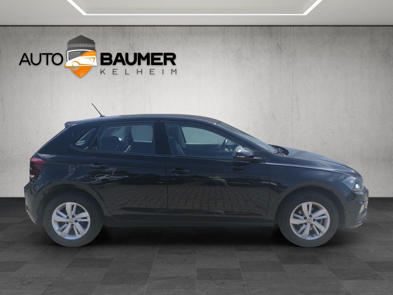 Fahrzeugabbildung Volkswagen Polo VI 1.0 TSI Comfortline DSG PDC APP CONN SHZ