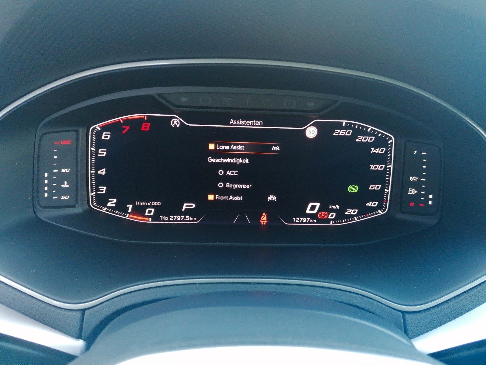 Fahrzeugabbildung SEAT Arona 1.5 TSI FR DSG ACC GJR KAM VC