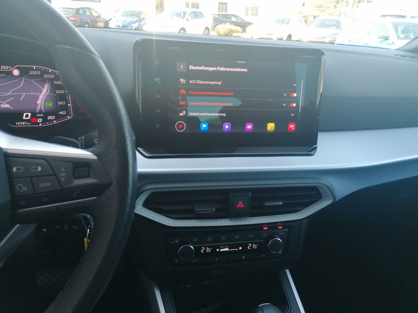 Fahrzeugabbildung SEAT Arona 1.5 TSI FR DSG ACC GJR KAM VC